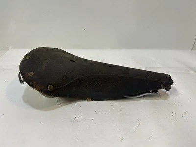 Sillín marrón vintage hecho en Inglaterra Foto 1 de 4