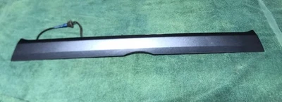 Toyota Sienna 2004-2010 puerta levadiza matrícula moldura. P/N 76801-AE011. Foto 1 de 4