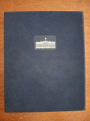 Fleetwood 1981 PRESIDENTIAL INAUGURATION Day Covers in Folio, REAGAN & G.H. BUSH - Image 1 of 2