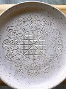 Stoneware platter speckle tan beige Plate Karash Round 10 3/4" Rimmed Cookie - Picture 1 of 11