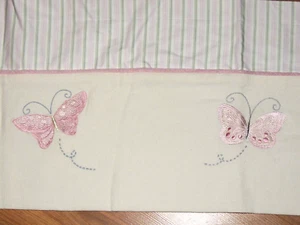 KIDSLINE SOFIA VALANCE TEXTURED EMBROIDERED BUTTERFLY PINK STRIPE - Picture 1 of 4