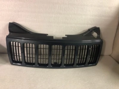 Решетка оригинальная для Jeep Grand Cherokee 2008-2010 годов выпуска 1DF491BMAB идеальная - Изображение 1 из 3