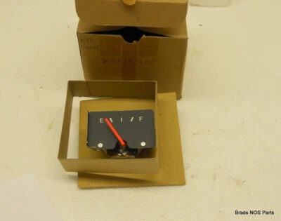 Nuevo de Lote Antiguo Mopar Mitsubishi 1971-1973 Dodge Colt Instrumento Medidor de Combustible pn MA615405 Foto 1 de 3
