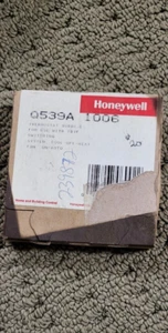 Honeywell Thermostat Unterbau Q539A-1006 zur Verwendung mit T87F - Bild 1 von 1