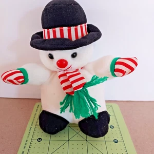 Vintage Fun World rot weiß Schneemann Mütze Stofftier Plüsch Schal Augen Nase - Bild 1 von 3