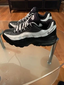 Kid’s 2005 Nike Air Max 95 Tuxedo Black White Size 6Y Used Authentic Rare GS - Picture 1 of 8