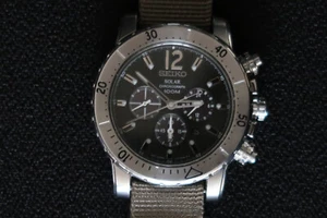 SEIKO WATCH V175-0CH0 SOLAR CHRONOGRAPH GREY AND CHROME WAFFEL FACE CANVAS STRAP - Picture 1 of 9