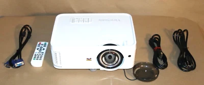 ViewSonic PS600W Short-Throw DLP Projector. 3500 Lumens. 1310 to 1436 hours used - Image 1 of 4