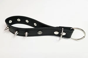 Schlüsselanhänger Keyring Handarbeit Echtleder mit Metallspikes, Split- und D-Ringen - Bild 1 von 7