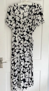 Marks & Spencer Black And White Floral Tie Waist Summer Dress Size 16 Worn Once - Picture 1 of 3