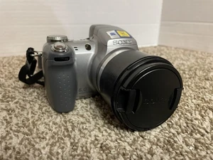 Cámara digital Sony DSC-H2 Cyber Shot Super Steady Shot de 6,0 MP probada - ENVÍO GRATUITO - Imagen 1 de 5