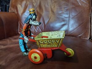 Goofy The Gardener Marx Tin Toy fully working Disney tin plate very rare 1930s
