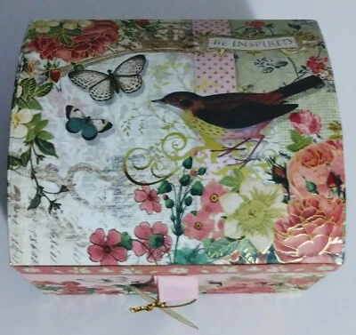 Punch Studio Musical Keepsake Box With Soap - Be Inspired - Birds flowers - Image 1 of 4
