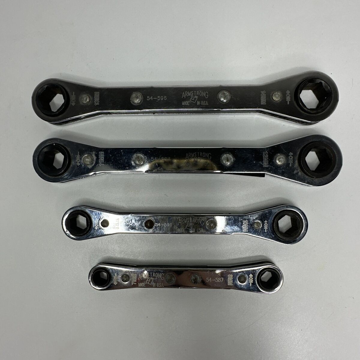 Metric 14mm Size Ratcheting Box Wrench Automotive Hand Metric 14mm Size Ratcheting Box Wrench Automotive Hand