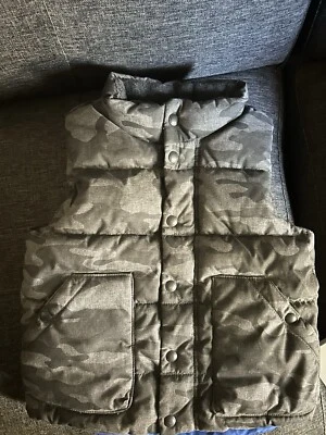 Жилет пуховик Baby Gap размер 4 - Изображение 1 из 4