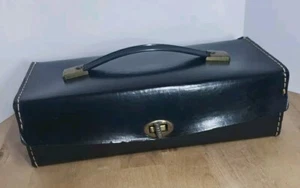 Cassette Tape Cass Holds 15 Black Faux Leather with Handle Red Inside (#5) - Bild 1 von 17