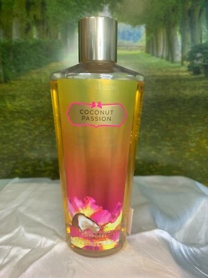 VICTORIA'S SECRET COCONUT PASSION 250ML VANILLA & COCONUT BODY WASH (NEW) - Image 1 of 4