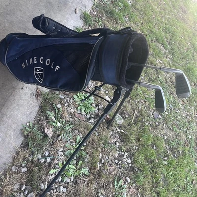 Nike Jr. Golf Youth Kids Bag With Shoulder Strap Fold Out Stand Legs - Image 1 of 3