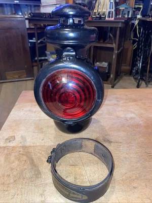 Lámpara de luz trasera de queroseno antigua vintage modelo T Ford 1914 a 1925 restaurada Foto 1 de 4