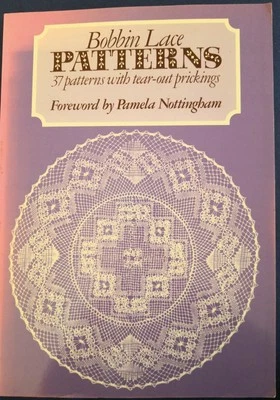 BOBBIN LACE PATTERNS by TINY ZWAAL-LINT - 37 PATTERNS WITH TEAR-OUT PRICKINGS - Image 1 of 4