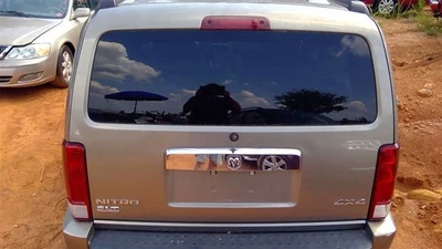 Vidrio tinte privacidad maletero/portón trasero se adapta 07-11 NITRO 244984 Foto 1 de 4