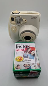Fujifilm Instax mini 7S Instant Film Camera – White W/Film - Picture 1 of 6
