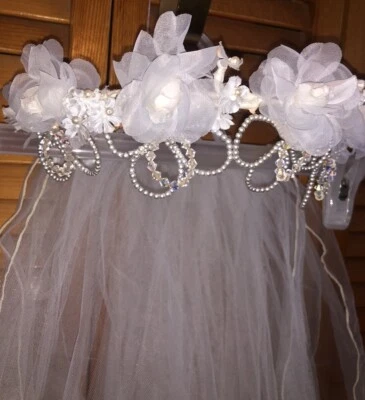 Velo de novia de colección perla, diamantes de imitación, tocado rosa de seda 2 niveles yema de dedo red velo Foto 1 de 4