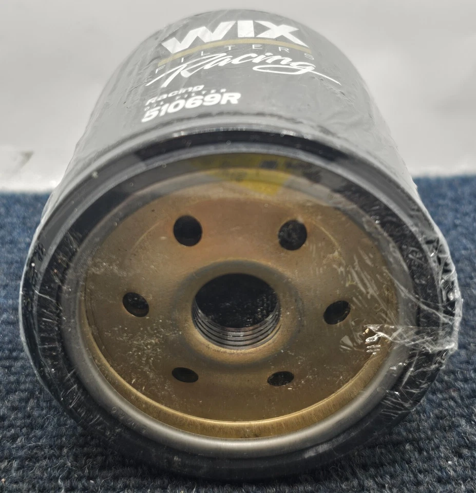 WIX 51069R Engine Oil Filter Fits 1997 Chevrolet Camaro Pontiac Firebird - Image 1 of 4