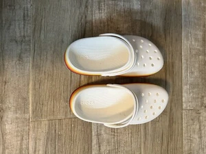 Disney Parks X Crocs Retro Rainbow White Wear It Proud Platform Clog W9 M7 - Picture 1 of 13