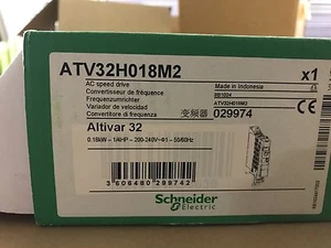 Schneider ATV32H0118M2 NEW! AC Speed Drive controller - Picture 1 of 6