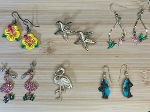 Vintage Tropical Earring And Pin Lot Ocean Beach Summer Fun - Picture 1 of 9
