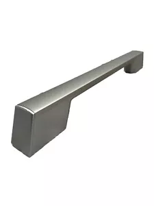 Dacor 17” Inferior Handle for French Door Refrigerator RAT42ACAASR - Picture 1 of 11