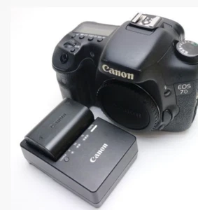Canon EOS 7D 18.0 MP Digital SLR Camera - Picture 1 of 3