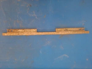 64 DATSUN ROADSTER SPL 310 RH DOOR WINDOW SASH NICE OEM! - Bild 1 von 5