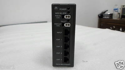 Multiplexor Motorola FRN5734B FLN2335A MOD.SEL/ERR RS232 Foto 1 de 4