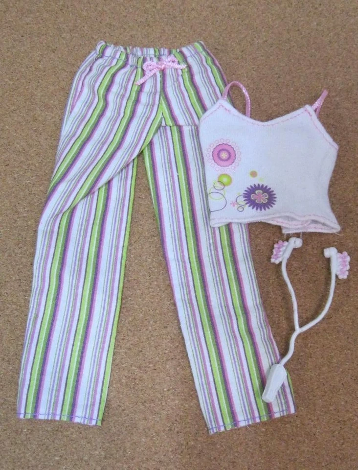 MATTEL FASHION FEVER FASHIONISTAS MUÑECA BARBIE PIJAMA PANTALONES DE SALÓN/JUEGO SUPERIOR Foto 1 de 1