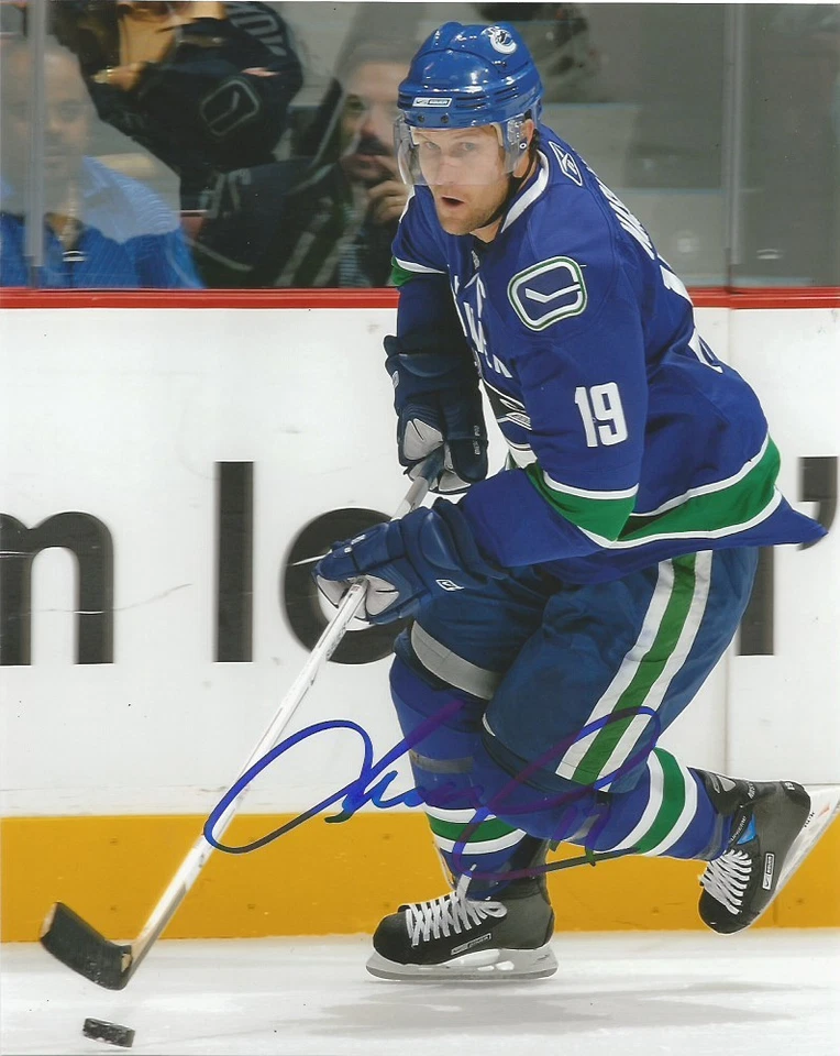 Vancouver Canucks Markus Naslund Autographed Signed 8x10 Photo COA D - Изображение 1 из 1