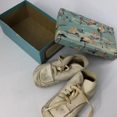 Sapatos infantis de couro vintage com caixa - Imagem 1 de 4