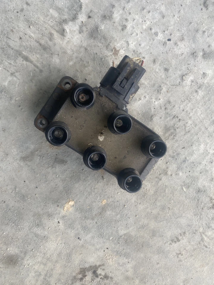 Ford Explorer 2000 4,0 bobina de encendido M1S65 Foto 1 de 1