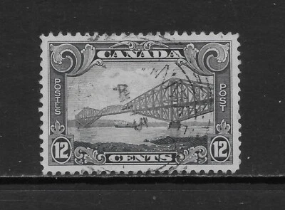 CANADA SCOTT 156 USED VF - 1929 12c GRAY ISSUE - QUEBEC BRIDGES - Изображение 1 из 2