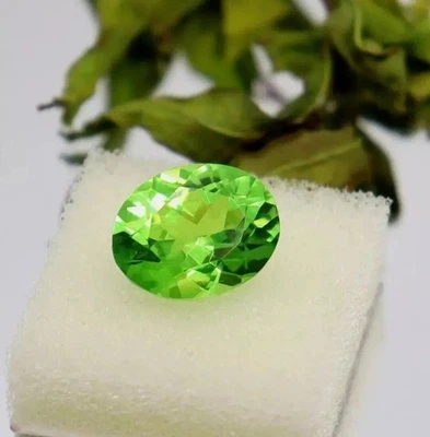 Best Quality Green Peridot Oval Cut 8-10 Ct Natural Loose Gemstone EGL Certified - Image 1 of 4