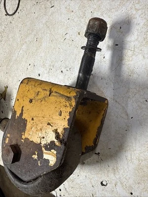 Cub Cadet Deck Caster 3000 Series DC-2 - Image 1 of 3