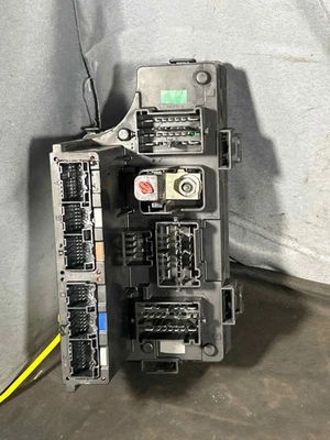 Fits 2011-2014 Chrysler 200 Chassis Brain Box OEM:04692346AD Foto 1 de 4