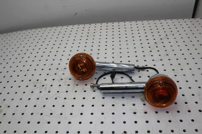 2002 VICTORY V92C FRONT LEFT AND  RIGHT TURN SIGNALS LIGHT INDICATORS (#489) - Image 1 of 4