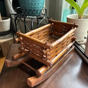 Vintage Large Woven Wooden Bamboo Holiday Sleigh Sled Basket Centerpiece Decor - Picture 1 of 10