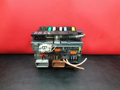 9675877980 Citröen, Peugeot Under Bonnet Fuse Box BSM-R02-00 - Image 1 of 4