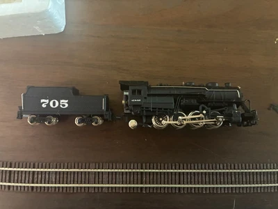 [T-N] Bachmann 2-8-0 DC Consolidation ATSF #705 Locomotive Working! - Image 1 of 4