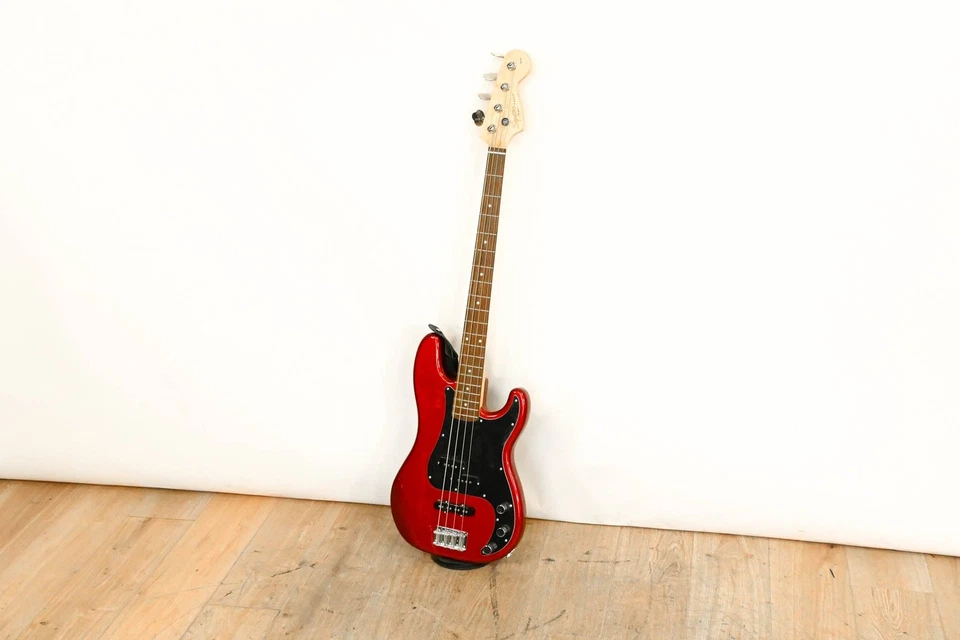 Squier Affinity Series Precision Bass PJ Metallic Red CG01PRZ - Image 1 of 4