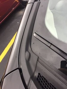 NUEVO FABRICANTE DE EQUIPOS ORIGINALES 2014-2018 NISSAN VERSA NOTE EXTENSIÓN DE CAPUCHA LATERAL PARA PASAJEROS (DERECHA) - AJUSTE - Imagen 1 de 1