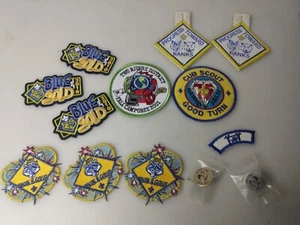 Lotto Di Toppe Boy Cub Scout Giubileo Lupo, Camporee, Plastic Progress - Foto 1 di 4
